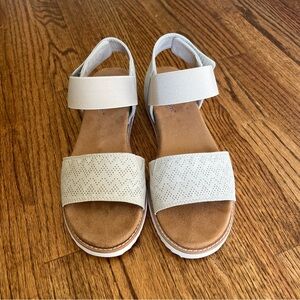 Skechers Memory Foam Sandals size 10
